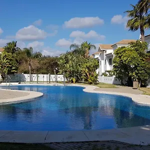 A Golf & Chez Pascale Et Alain Apartamento