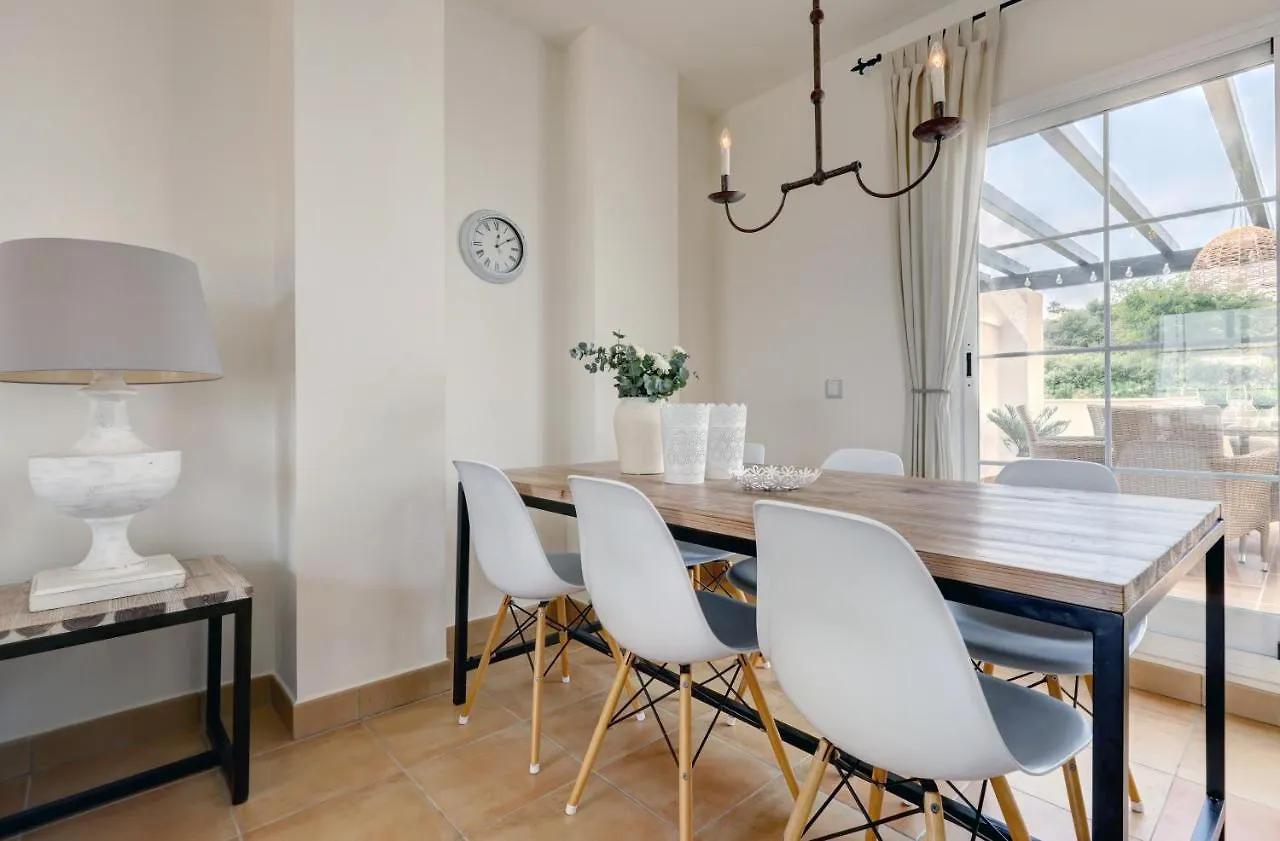 Penthouse Apartment In Alcaidesa