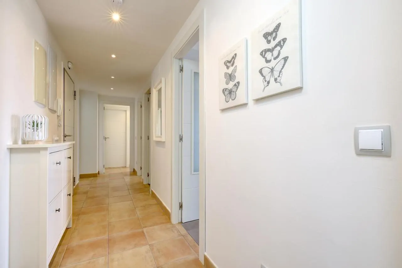 Penthouse Apartment In Alcaidesa 0*,  Spain