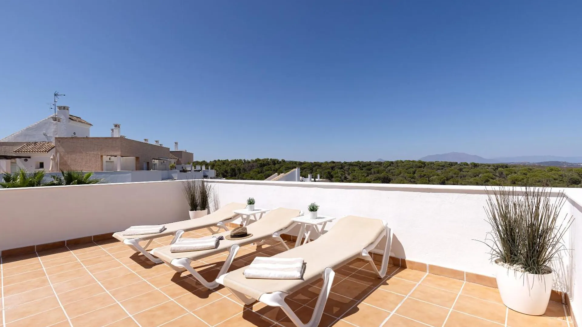 Penthouse Apartment In Alcaidesa 0*,  Spain